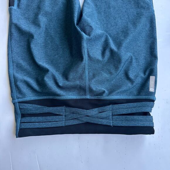 Zella Blue and Black Cross Cross Leggings - Size Medium - Picture 3 of 6
